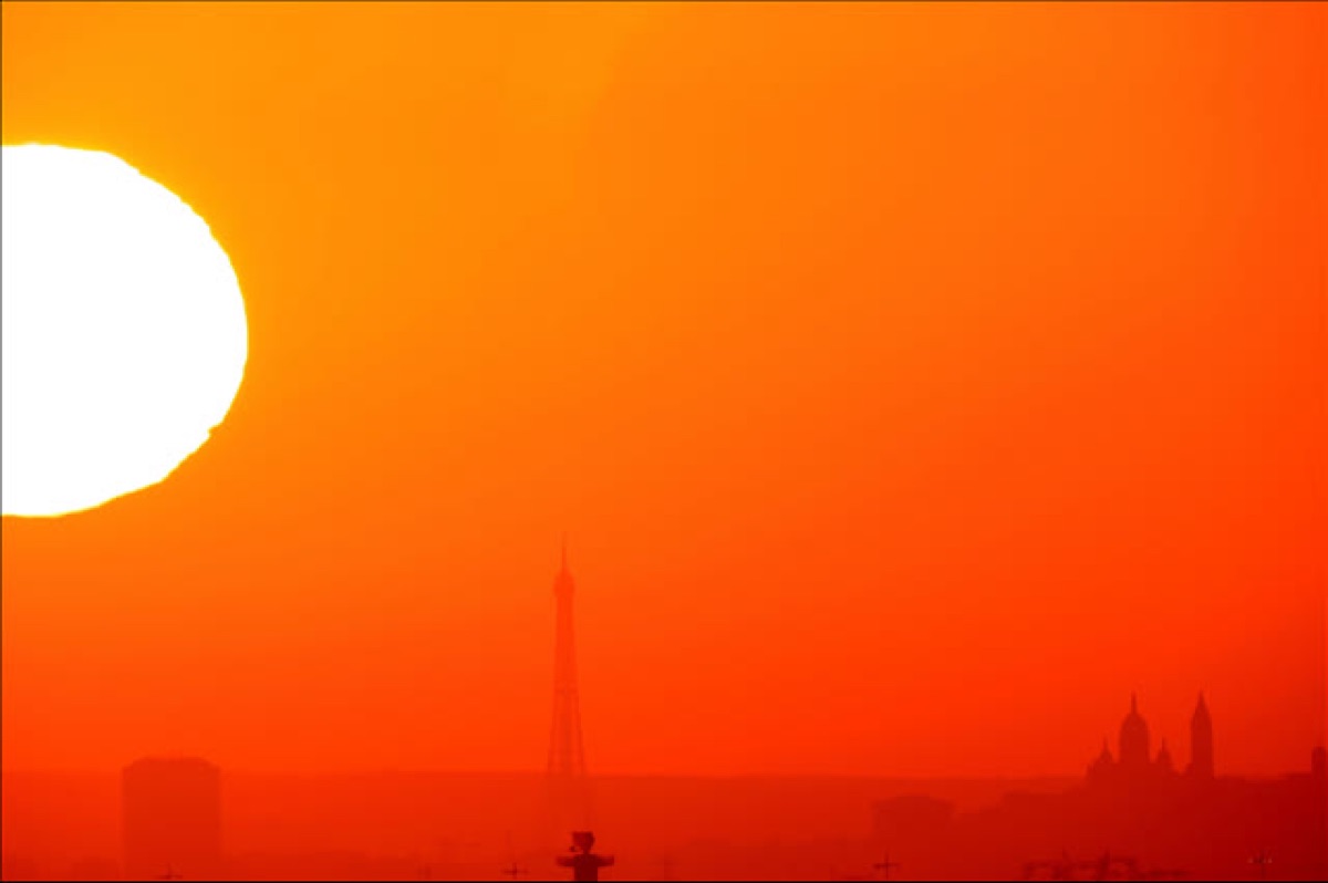 Tour Eiffel à l'ouest