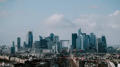 Chômage 7,5 % : Dynamique économique hebdomadaire Paris guide