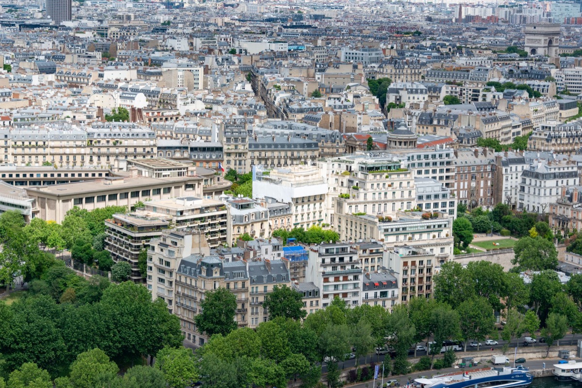 modern paris population map