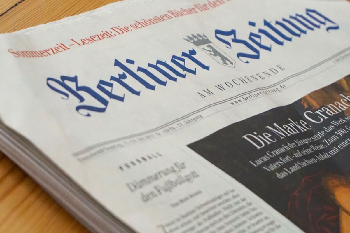 titulillo periodico en francés