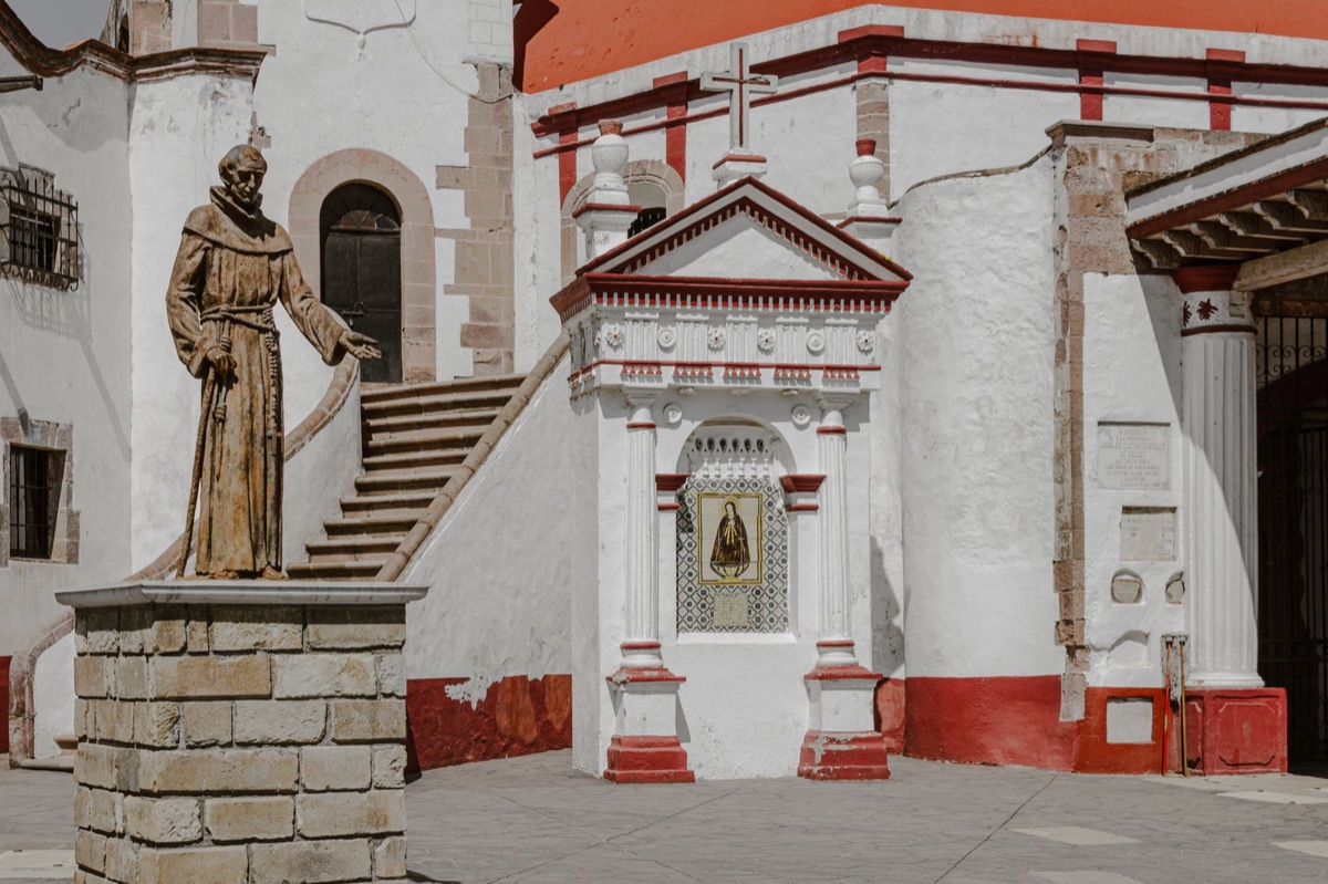 estatua de Francisco de Assis em França