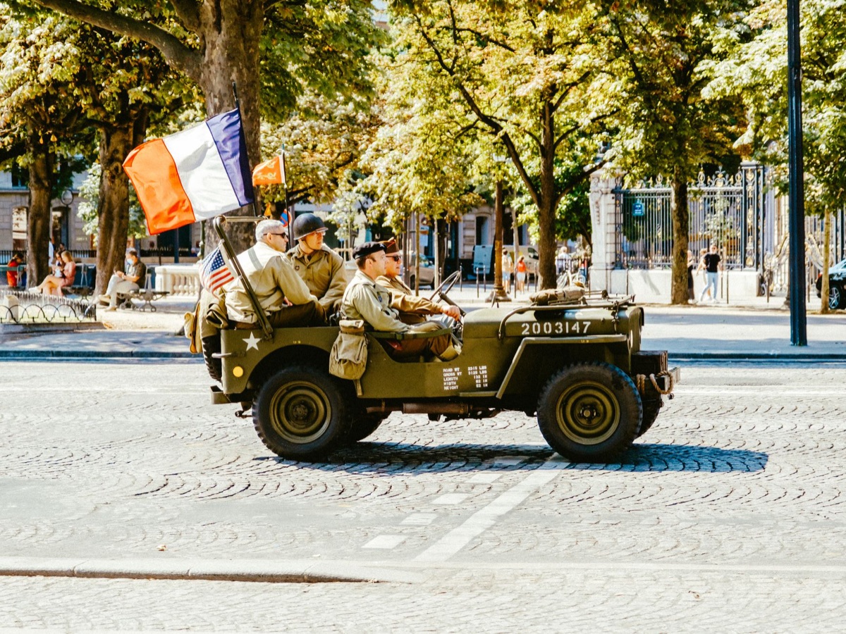 Franse vlag met diverse mensen